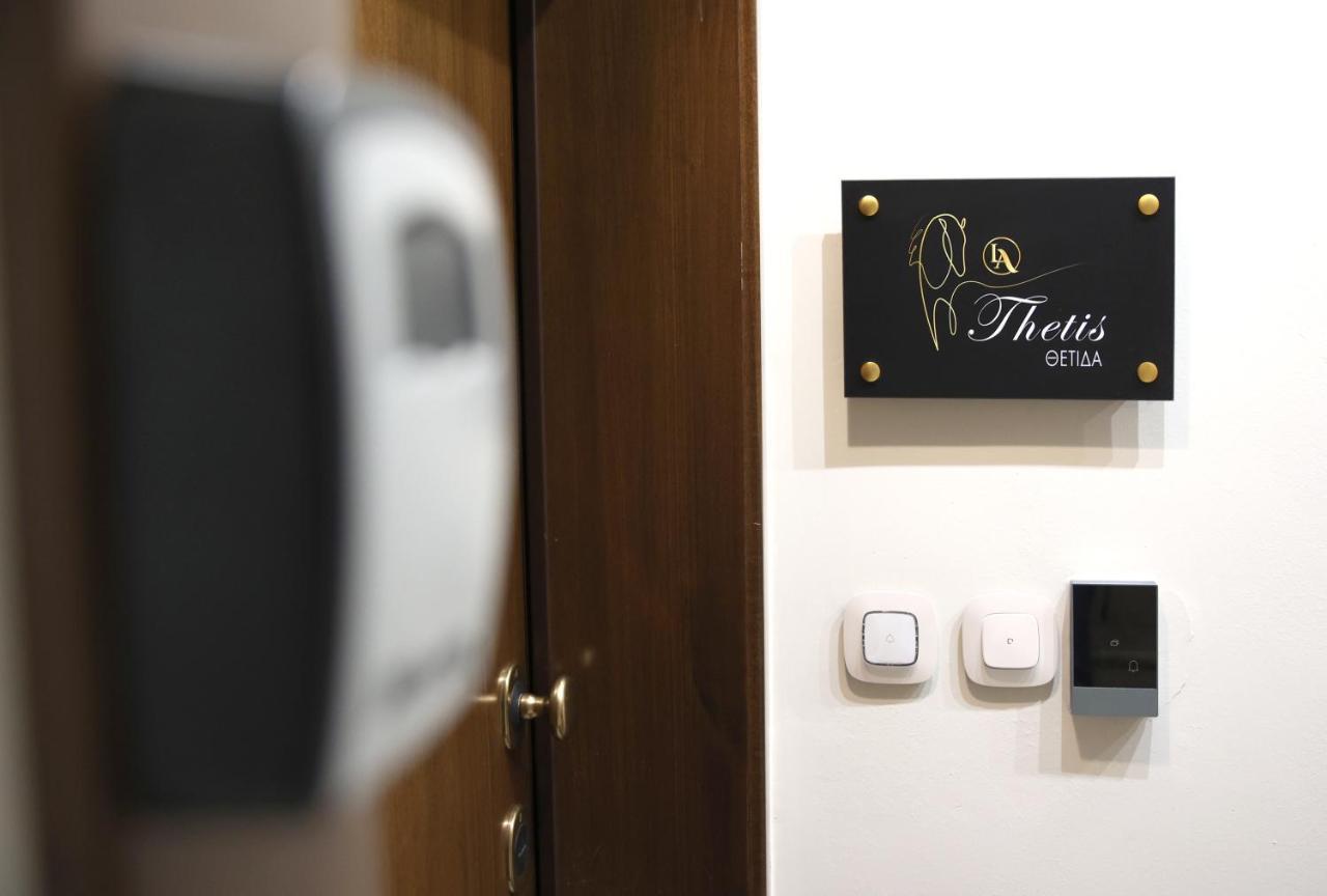 La Larissa Luxury Apartments Thetis מראה חיצוני תמונה